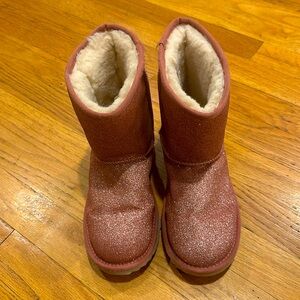 girl ugg boots